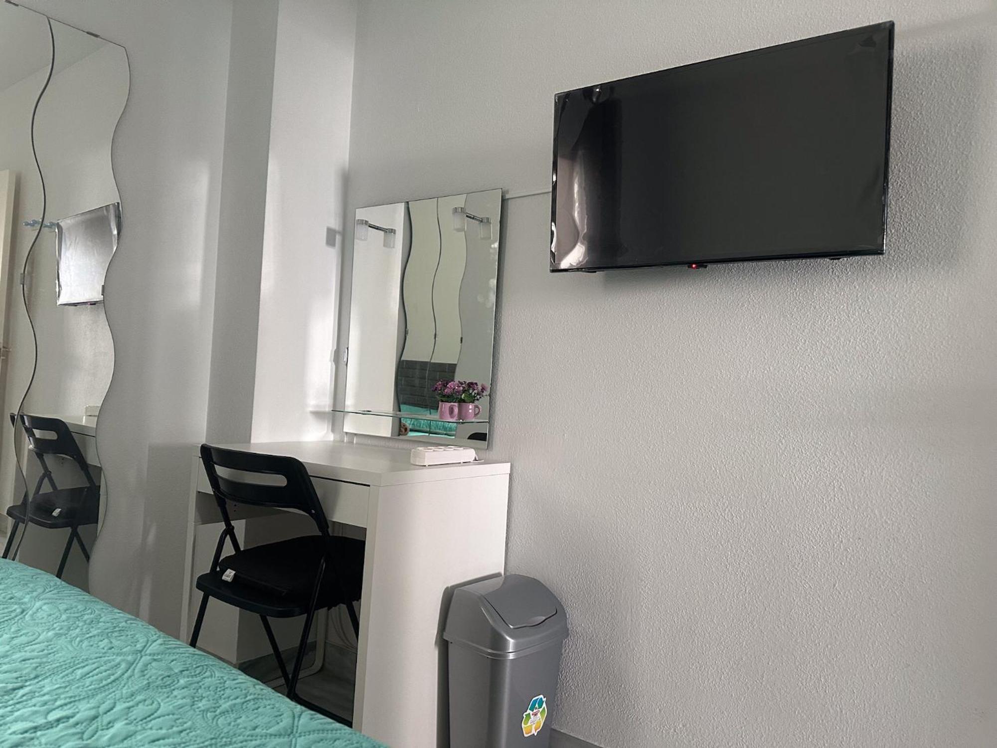 Torremolinos Habitaciones Privada En Apartamentos Compartidos Eksteriør billede