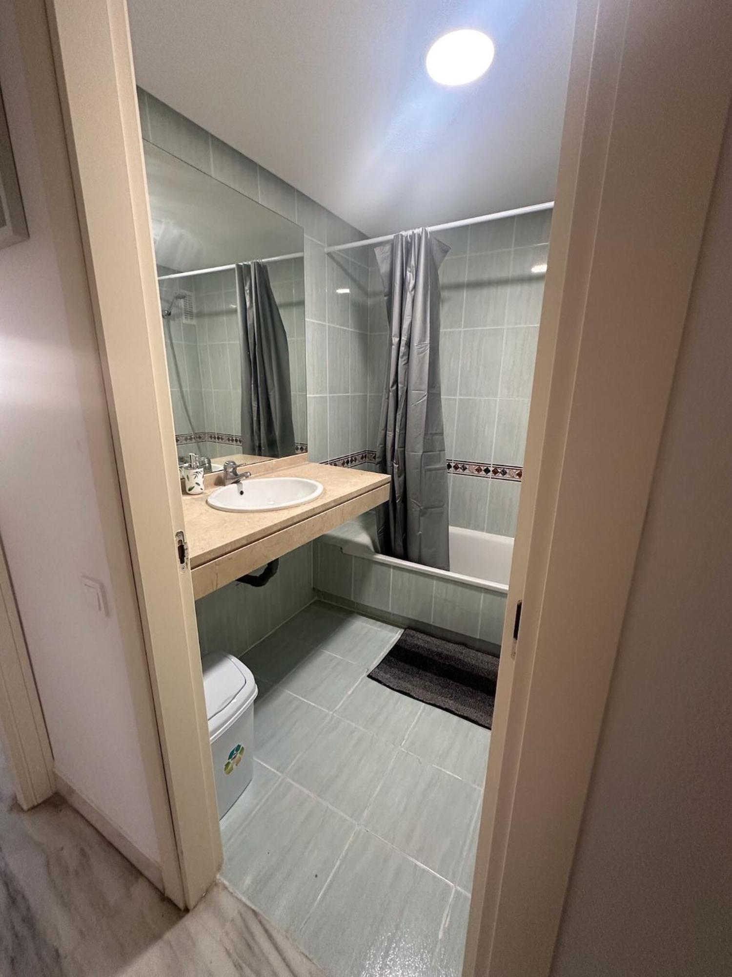 Torremolinos Habitaciones Privada En Apartamentos Compartidos Eksteriør billede