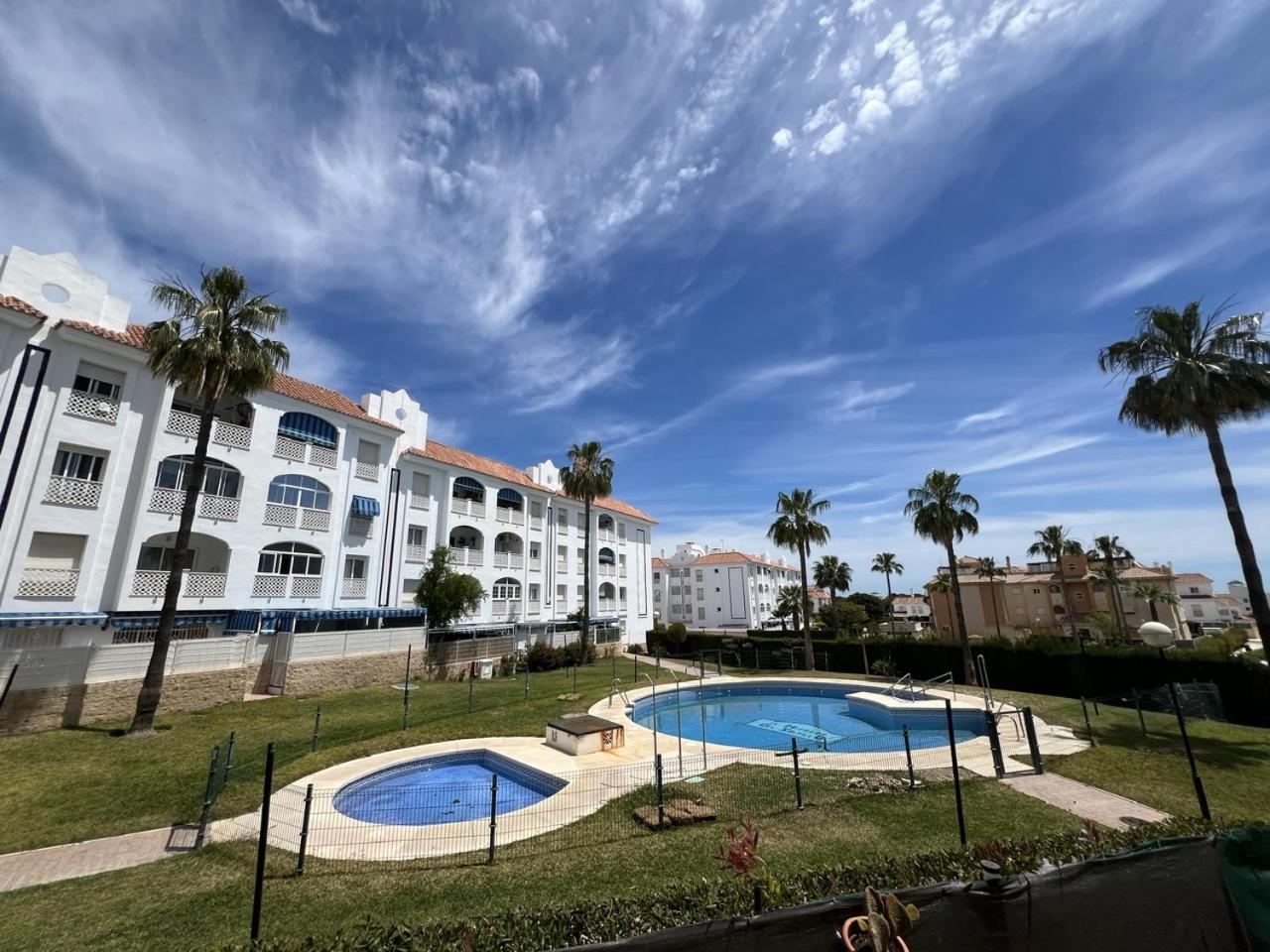 Torremolinos Habitaciones Privada En Apartamentos Compartidos Eksteriør billede